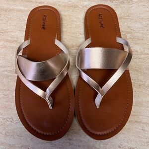 Women's Gold Sandals
